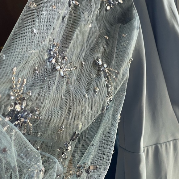 NWT Theia Kiera Light Blue Beaded Puff Sheer Sleeve Ethereal Gown - Picture 8 of 17